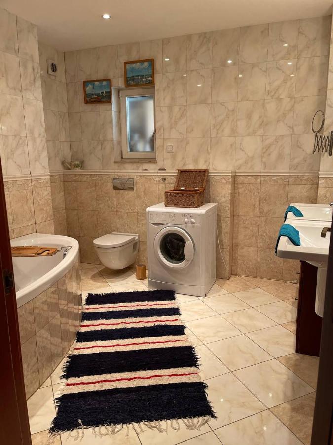 Rosehill Garden Family Villa With A Great Budapest View Extérieur photo