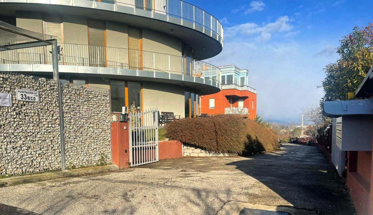 Rosehill Garden Family Villa With A Great Budapest View Extérieur photo