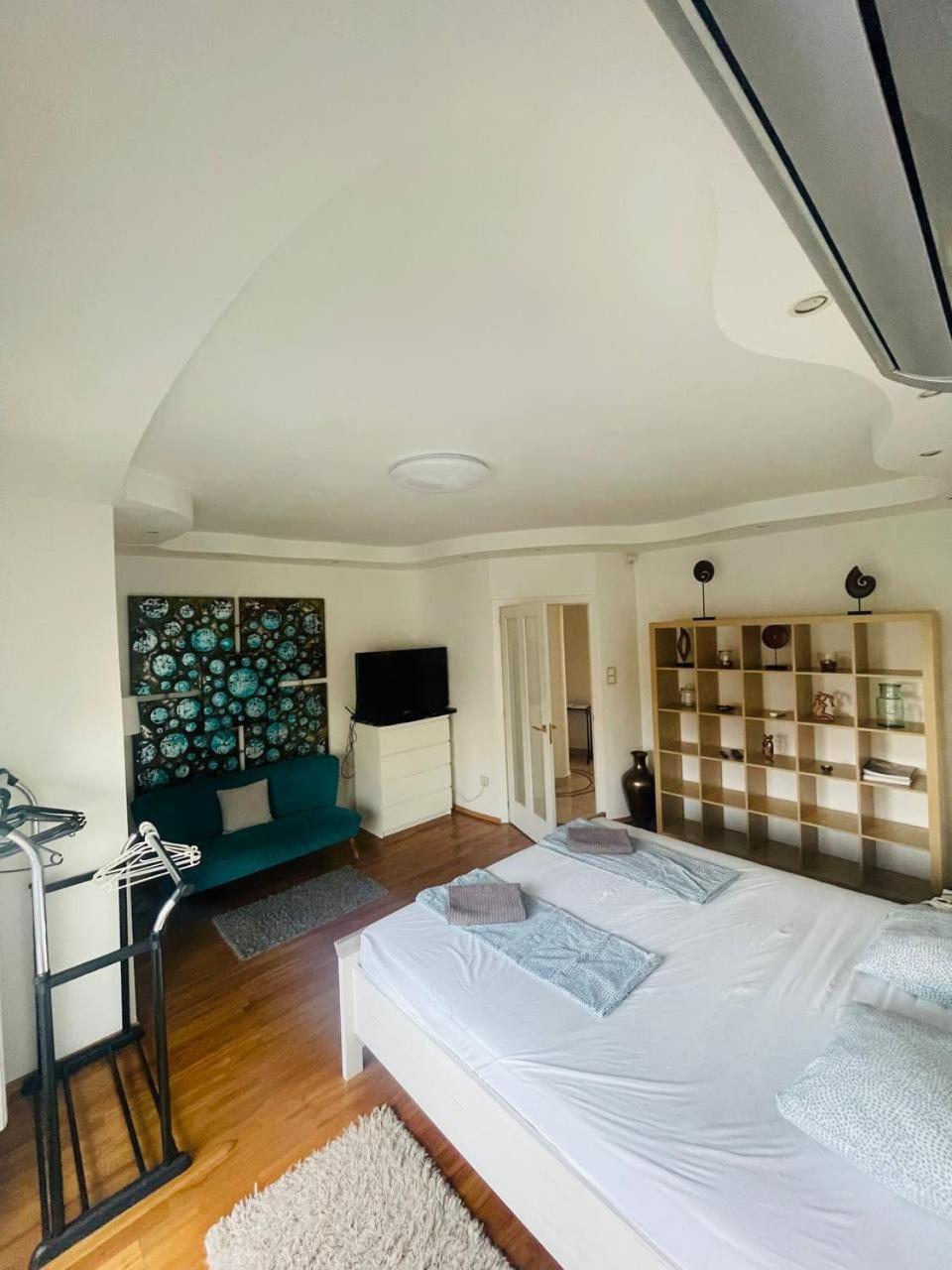 Rosehill Garden Family Villa With A Great Budapest View Extérieur photo